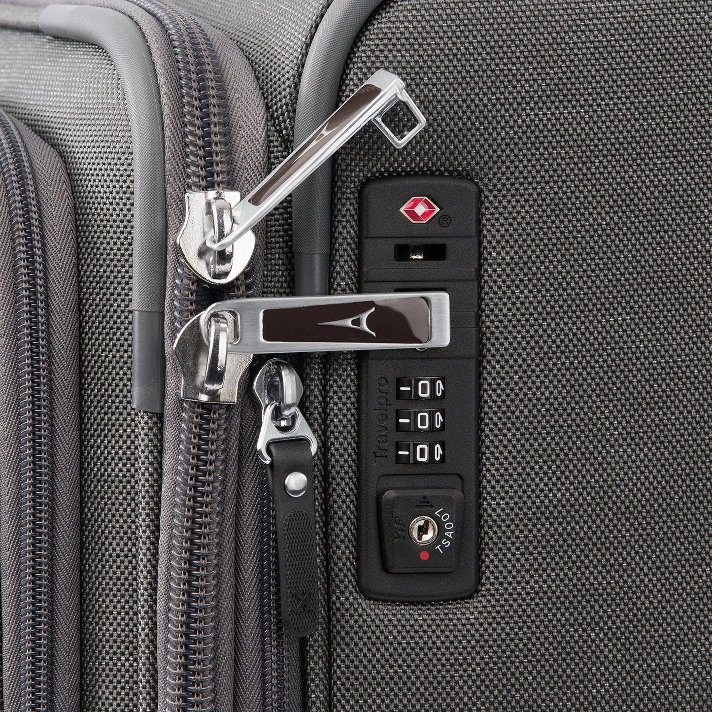 Carry On Internacional Travelpro® Platinum Elite en Vintage Grey